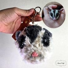 โหลดรูปภาพลงในเครื่องมือใช้ดูของ Gallery Customize realistic crochet doll from pet photo bag charms sugar glider