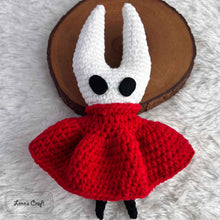 โหลดรูปภาพลงในเครื่องมือใช้ดูของ Gallery silksong hornet game toy amigurumi plushie