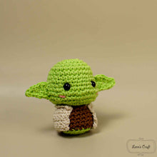 Load image into Gallery viewer, yoda alien amigurumi star wars pattern