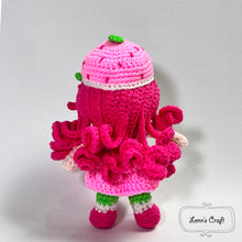 Load image into Gallery viewer, strawberry amigurumi short cake
