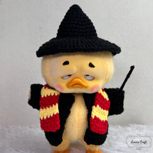 Cargar imagen en el visor de la galería, upset duck clothes harry potter

